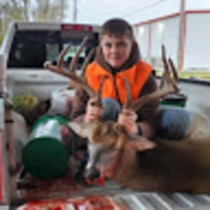 Meet your Posher, Clay